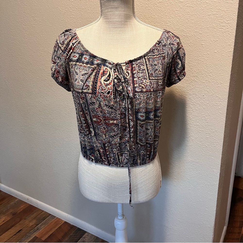 Polly & Esther Black and Gray Flutter Sleeve Blouse - Size Large